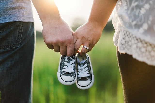  4-8 weeks pregnancy hormones and symptoms to baby’s early developments 